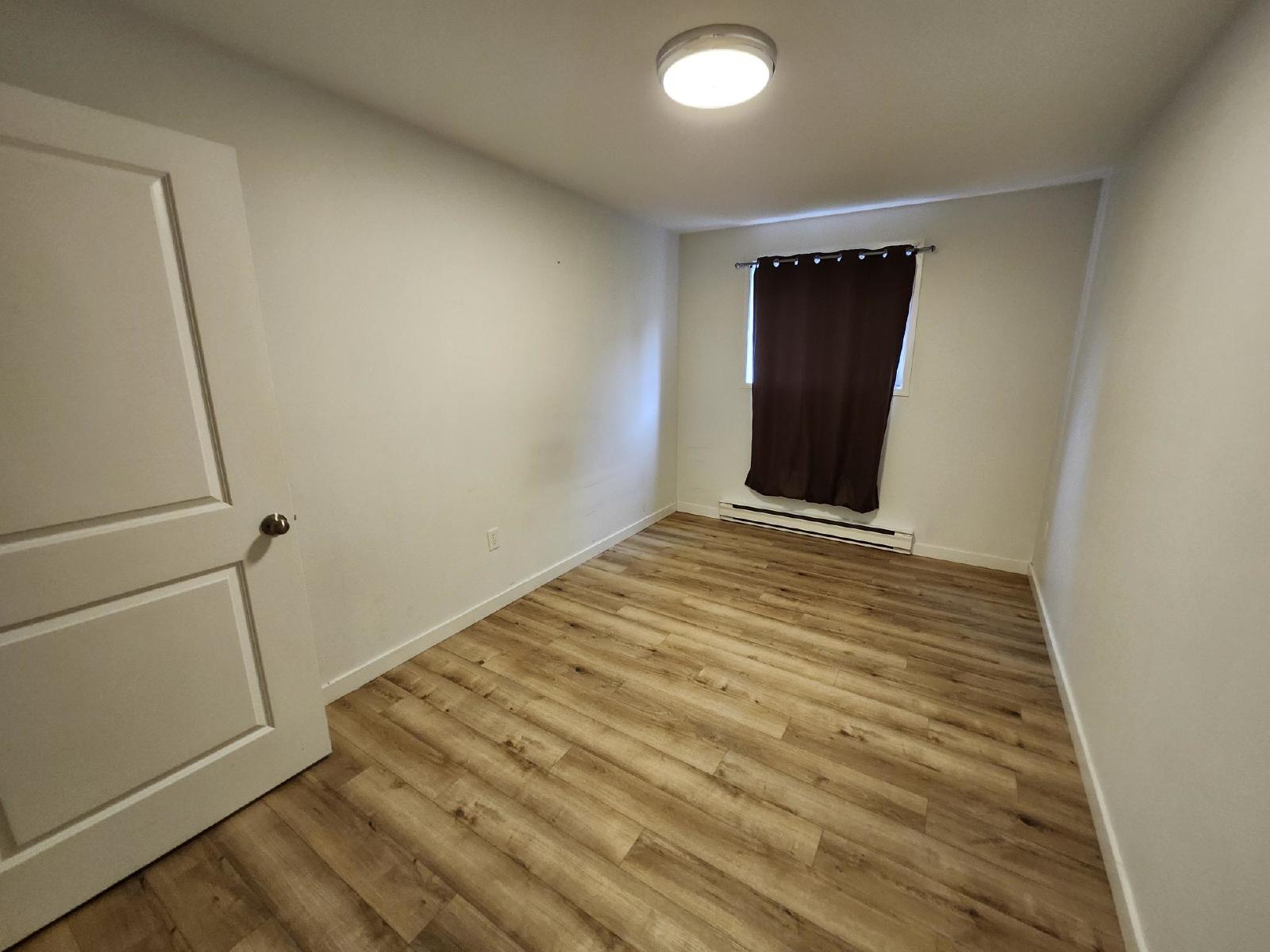 355 Prince Street - 7 property image