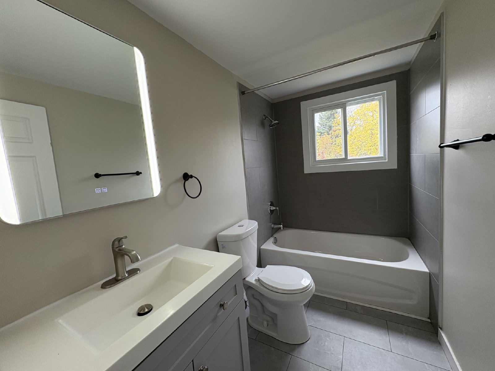 200 Spruce St - 8 property image