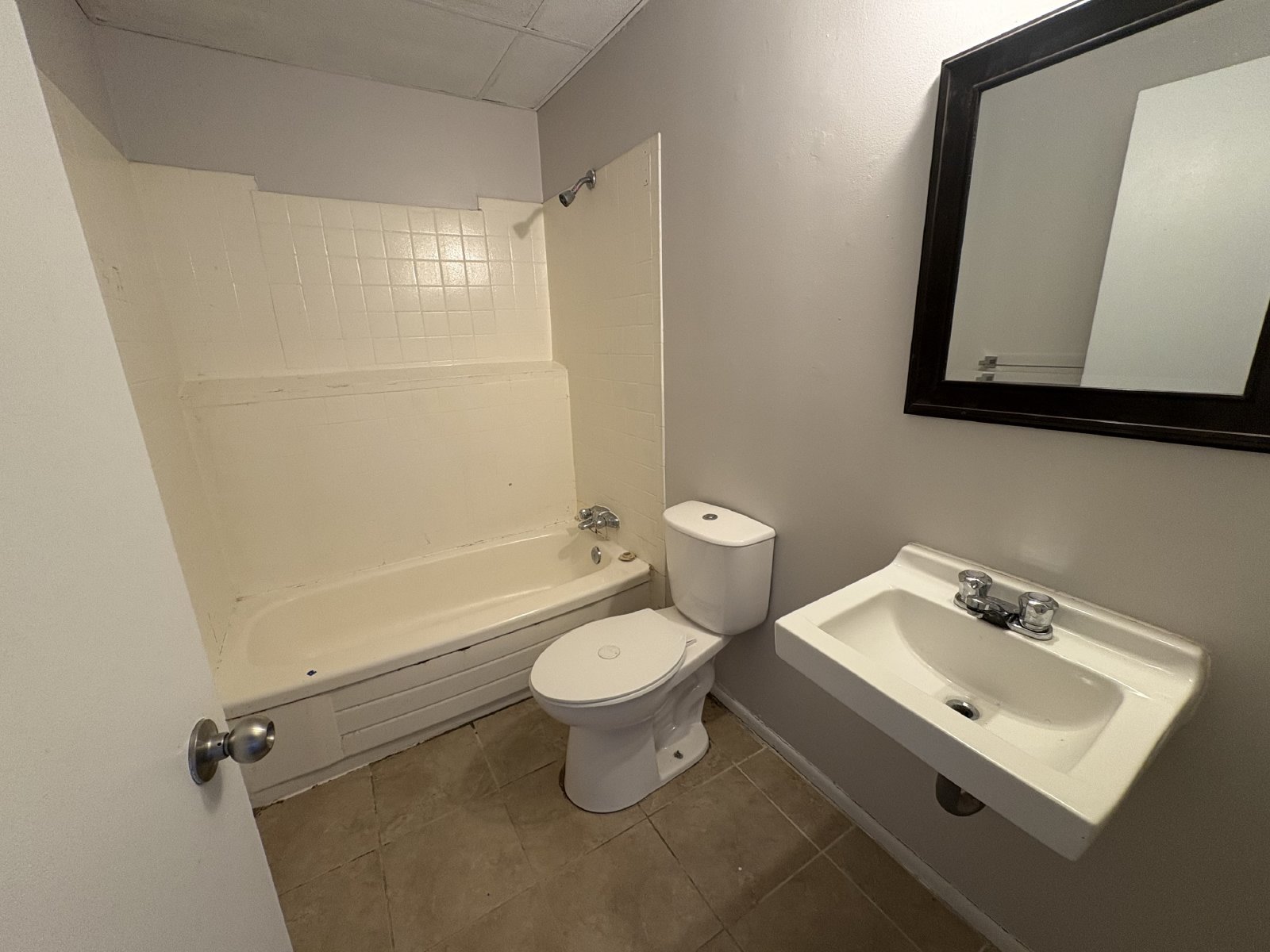 8 Scott Avenue - 1 property image