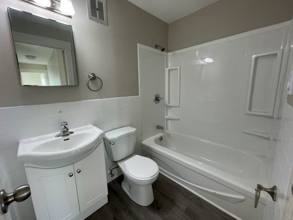 17 Lockwood St - 9 property image