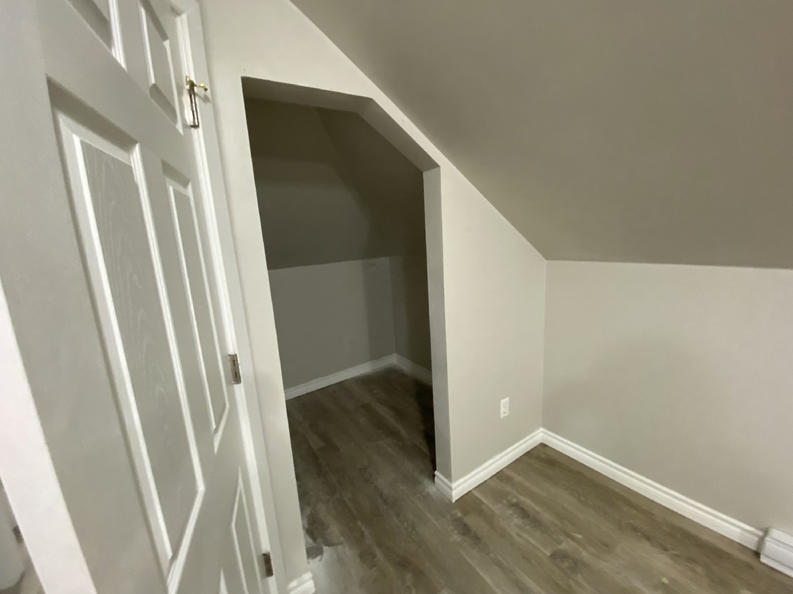 258-264 Robinson Street - 264.5 (B) property image