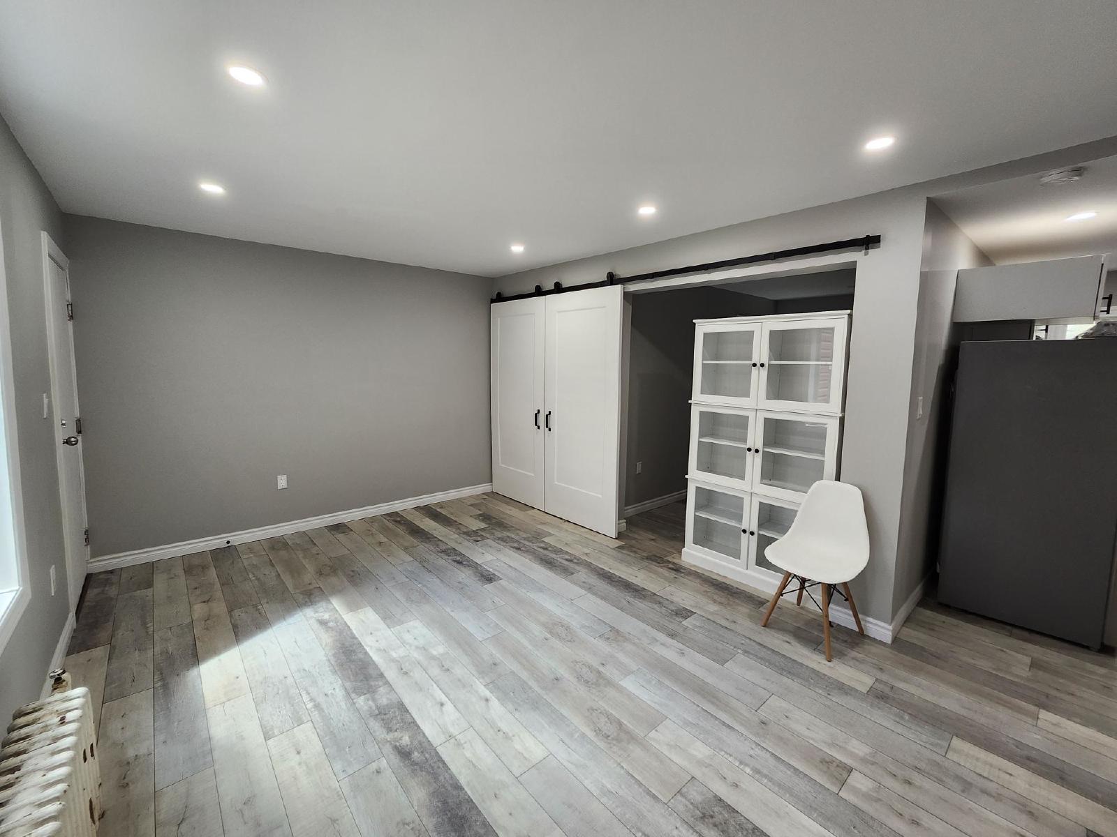 90 Wentworth Street - 2 property image