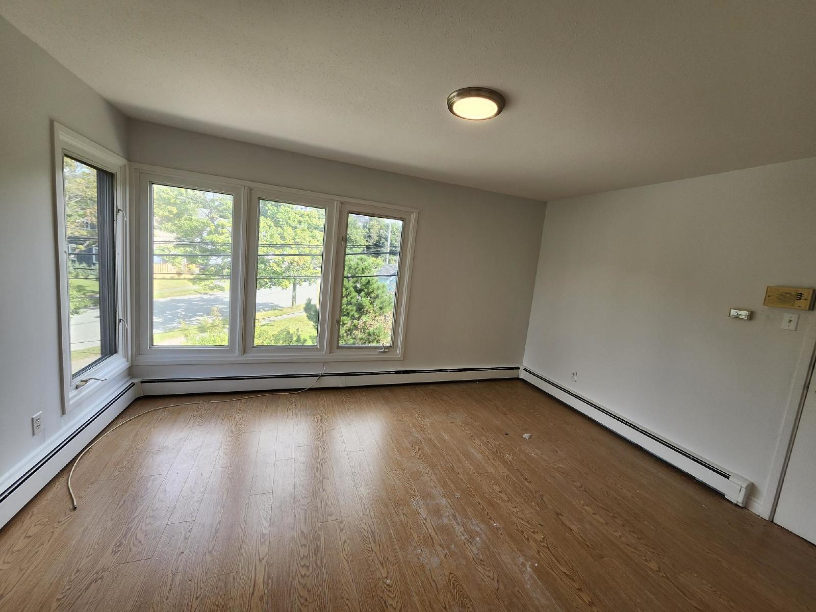 84-86 Dufferin Avenue - 84-1 property image