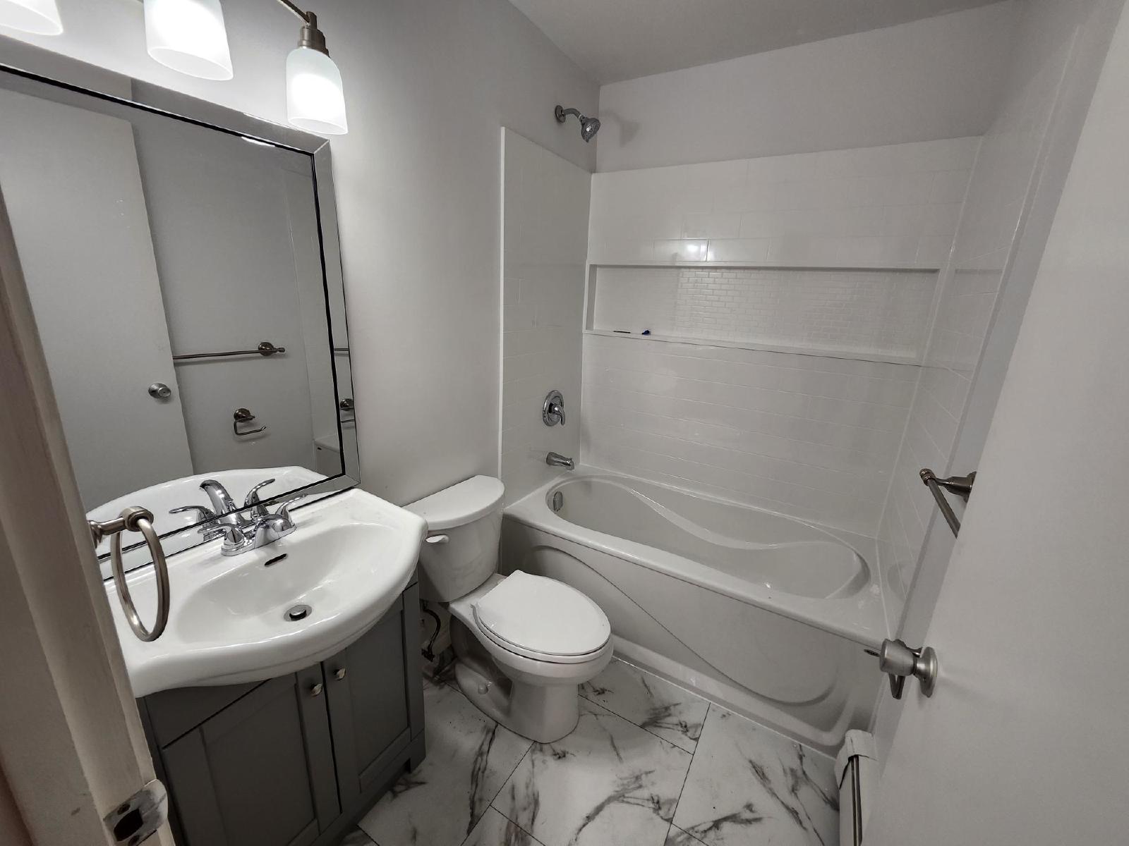 84-86 Dufferin Avenue - 84-1 property image