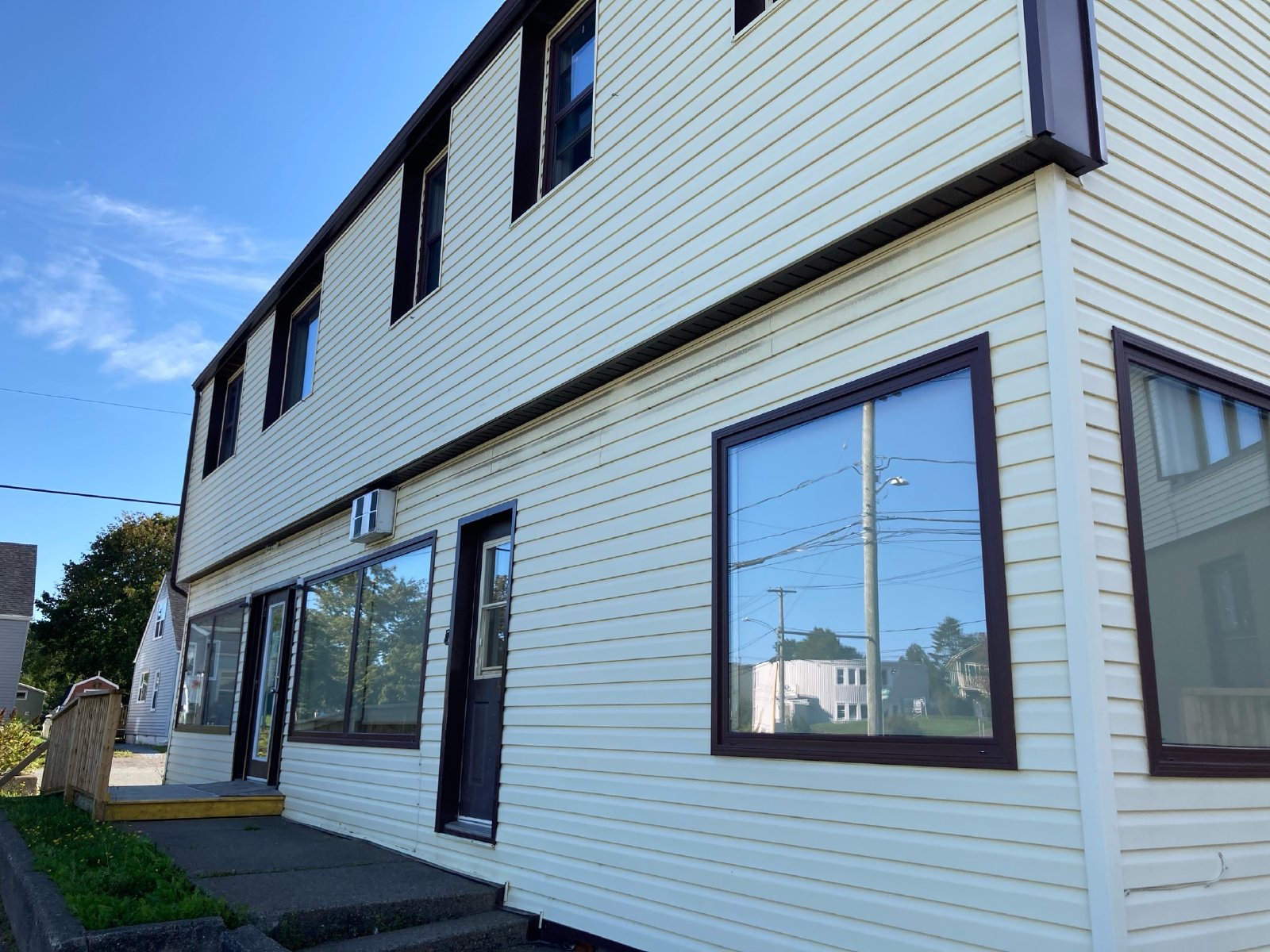 84-86 Dufferin Avenue - 84-1 property image