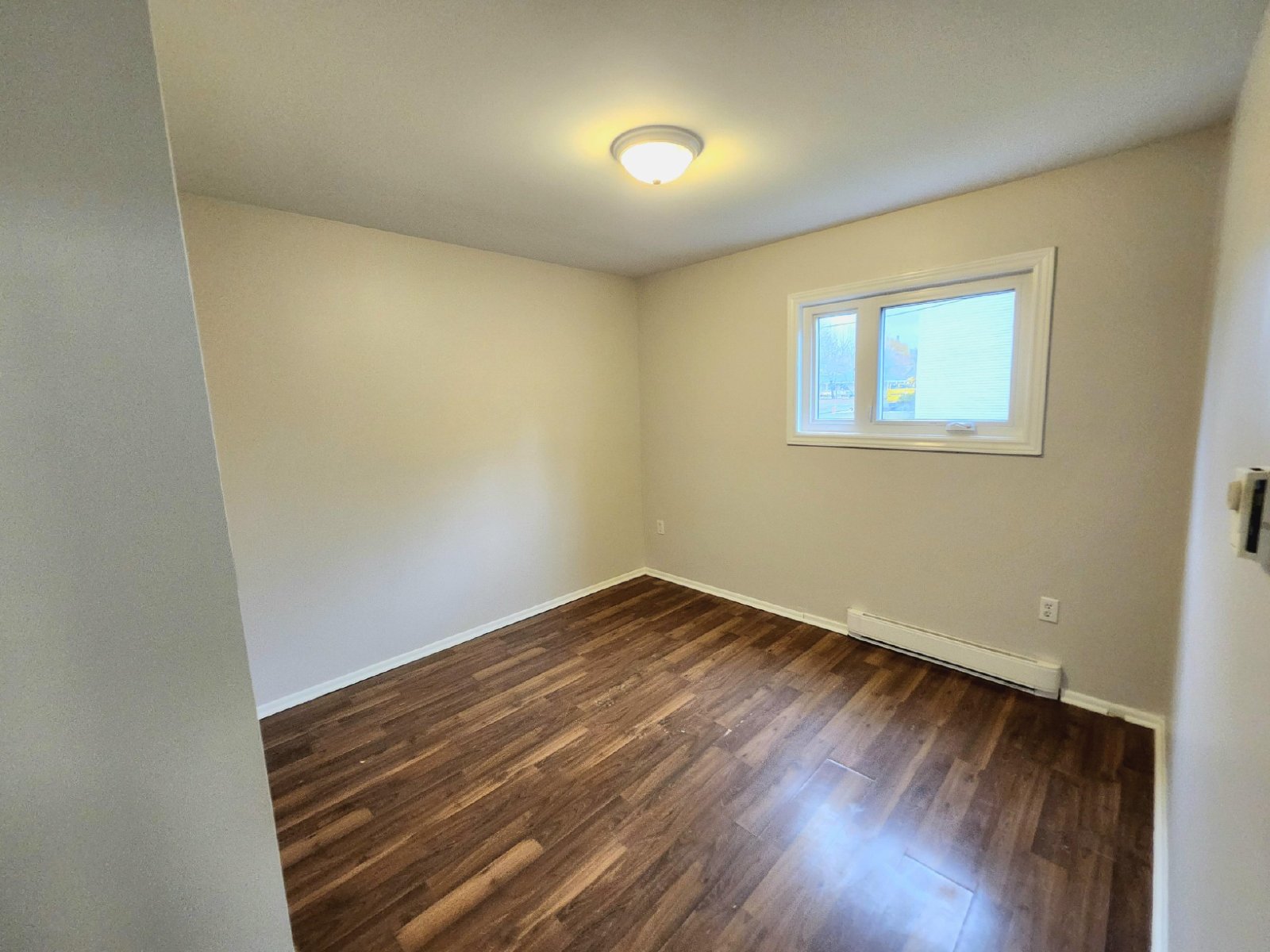 8 Scott Avenue - 8 property image