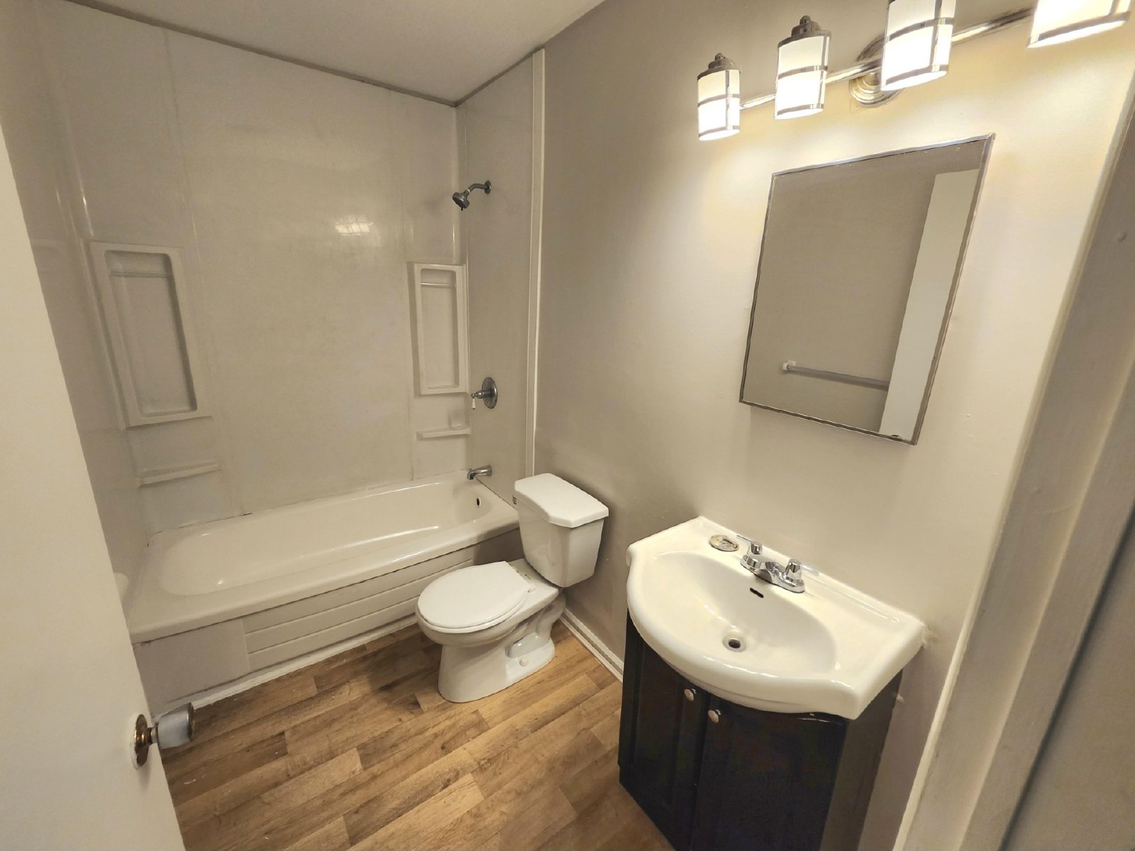 8 Scott Avenue - 8 property image