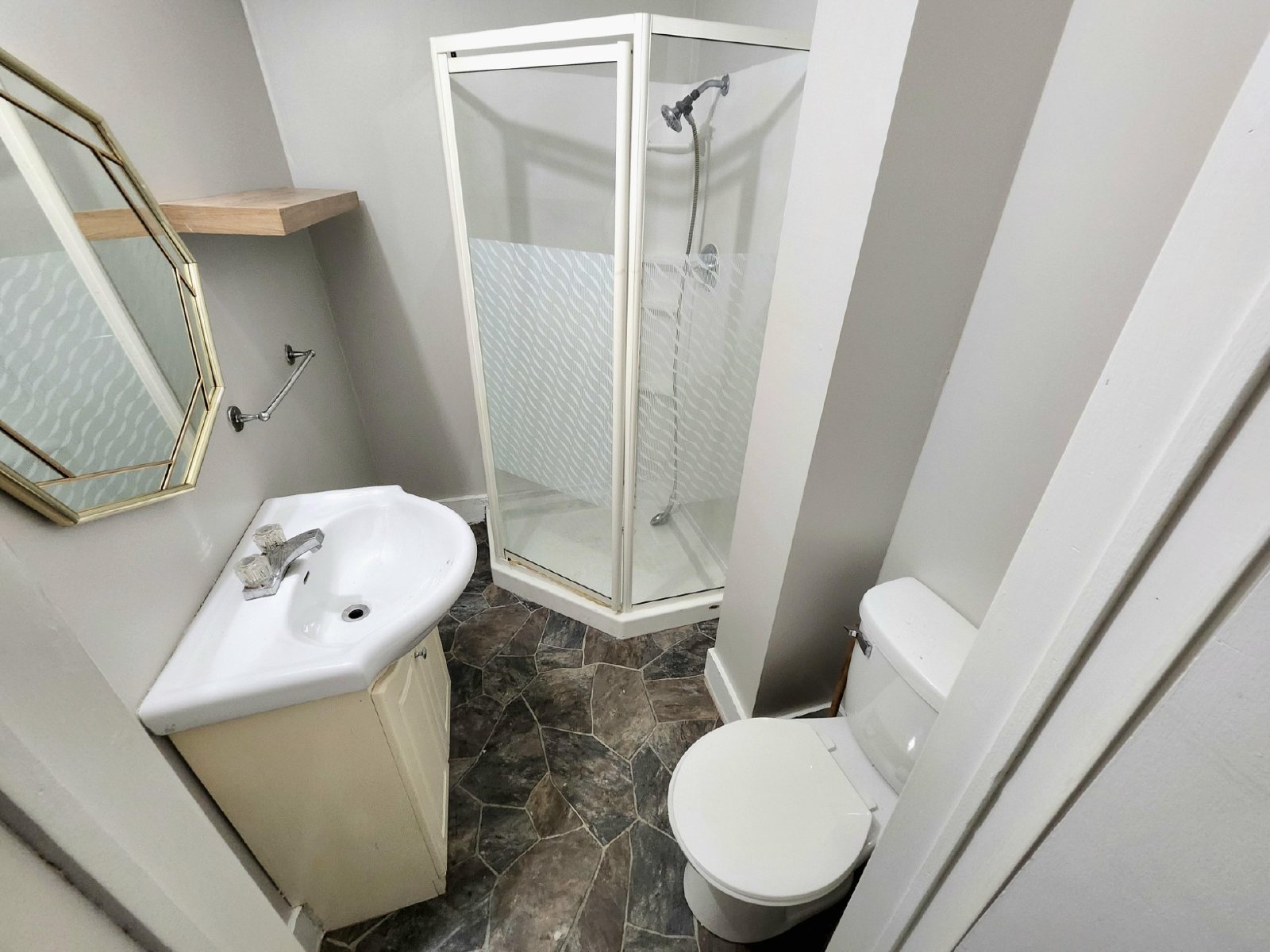 91-95 Carleton Street - 95-1 property image