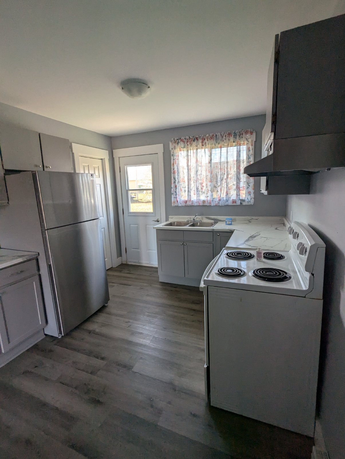 868 Rue St Pierre - 3 property image