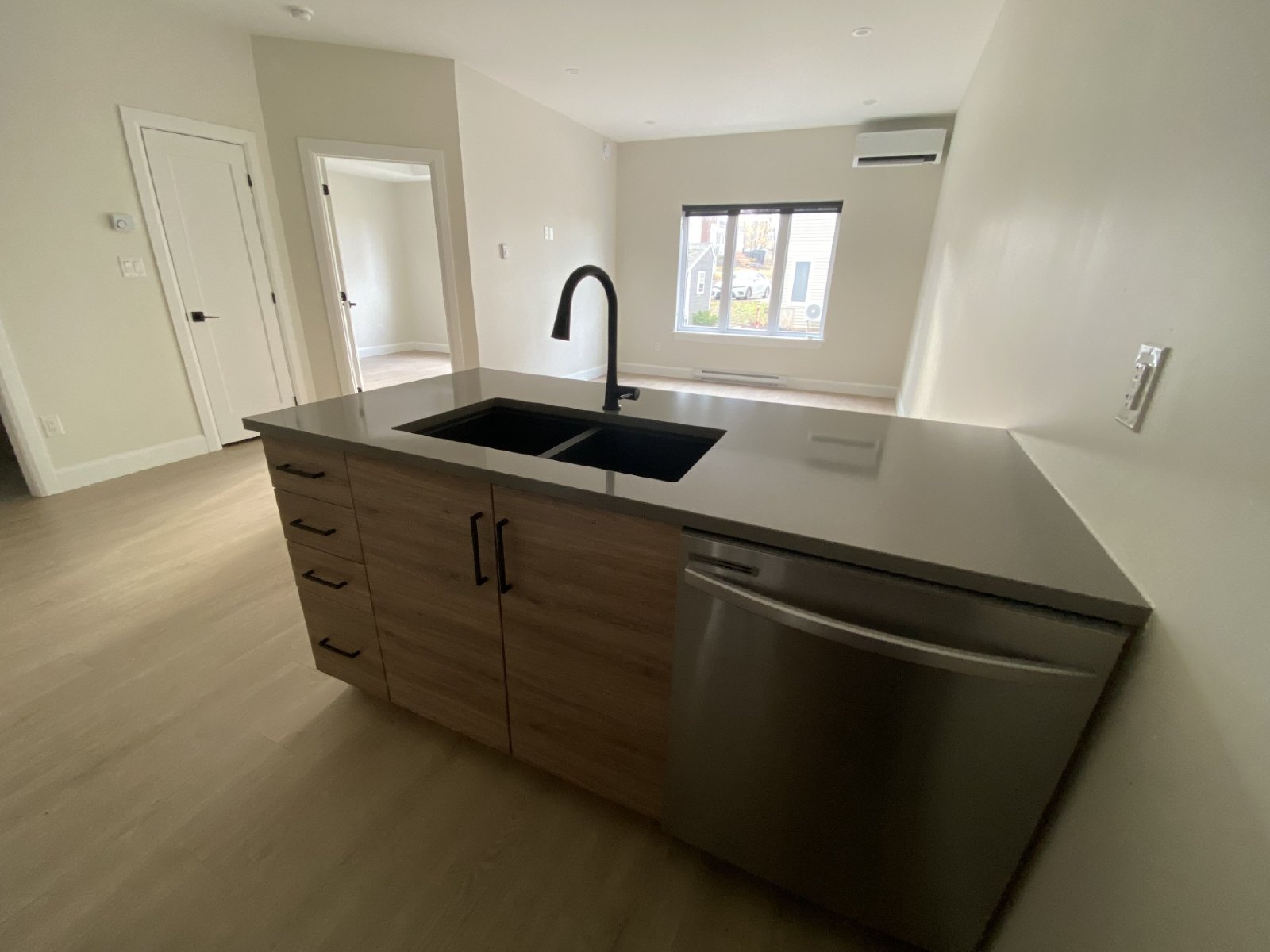 180 Hillsborough Road - 205 property image