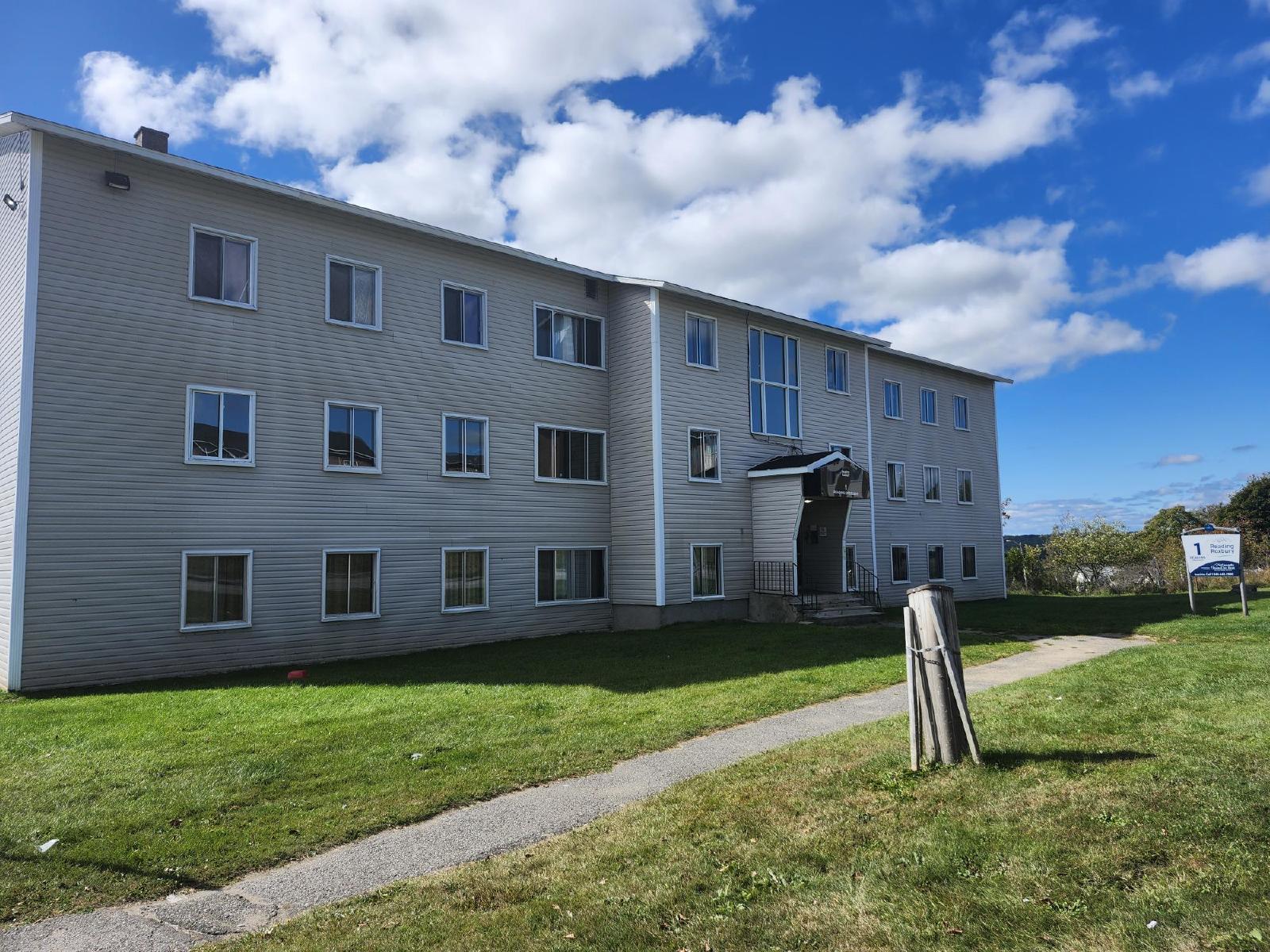 1 Reading Crescent - 4 property image