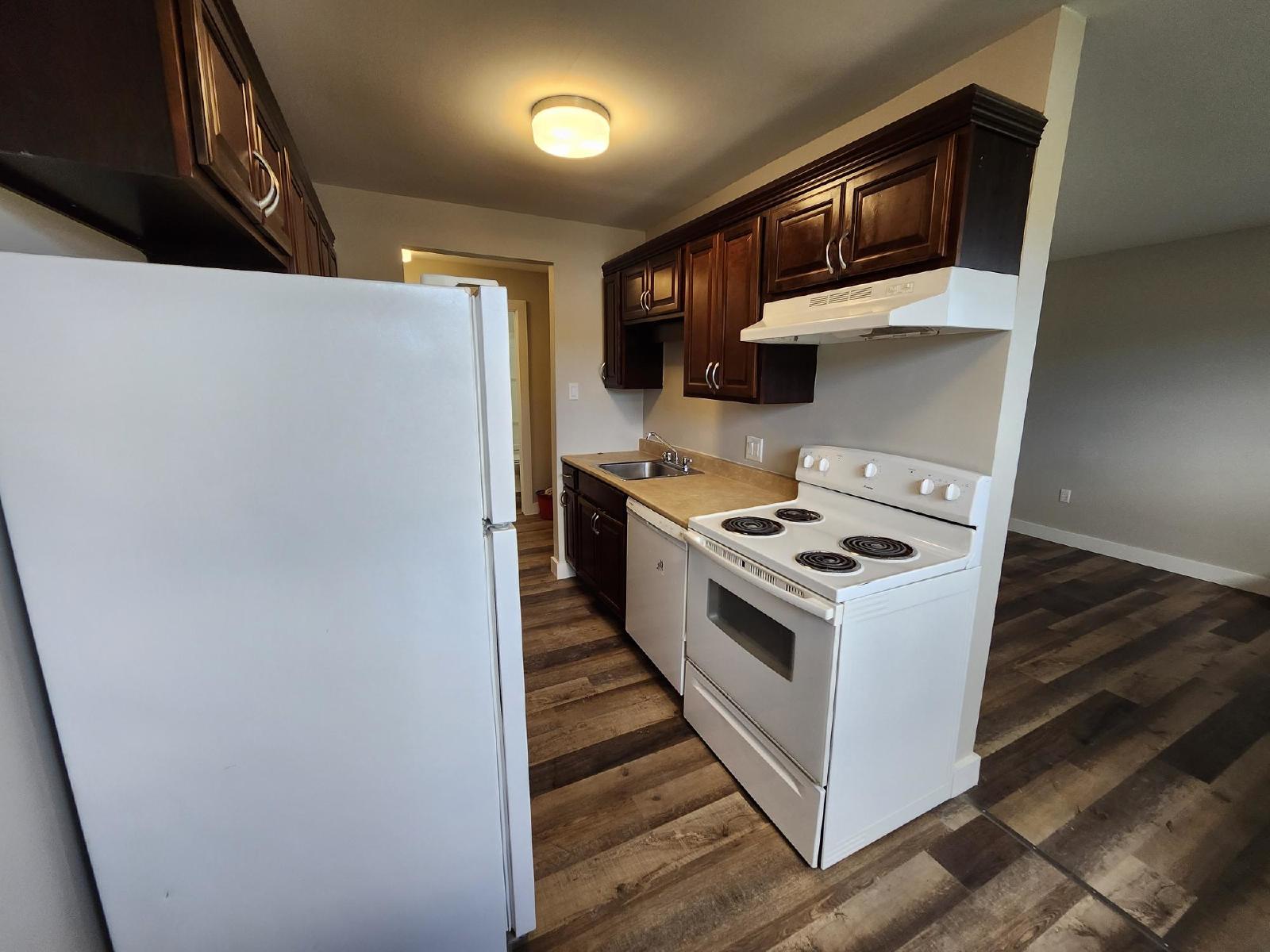 534 Bonita Avenue - 1 property image