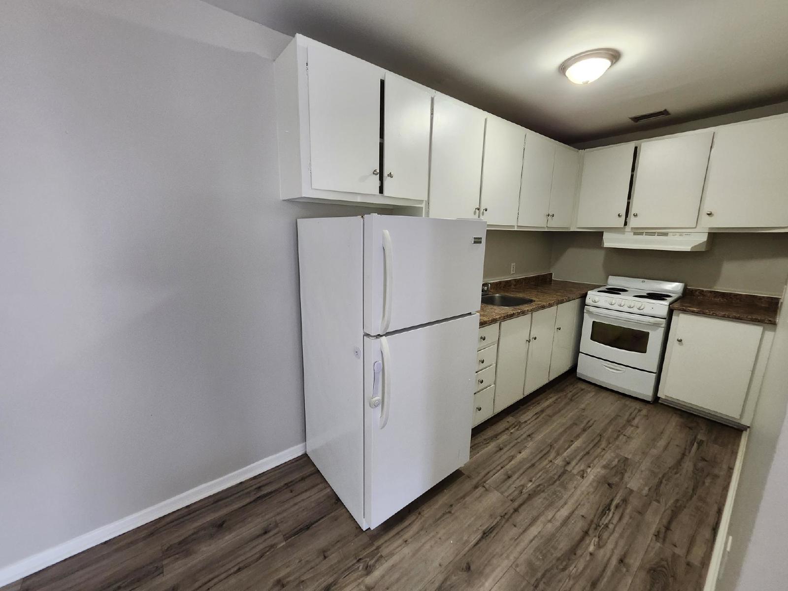 14 Reading Crescent - 8 property image