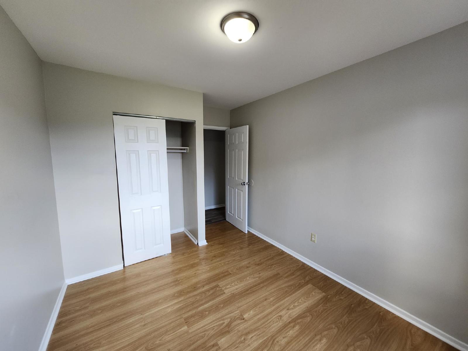 14 Reading Crescent - 8 property image