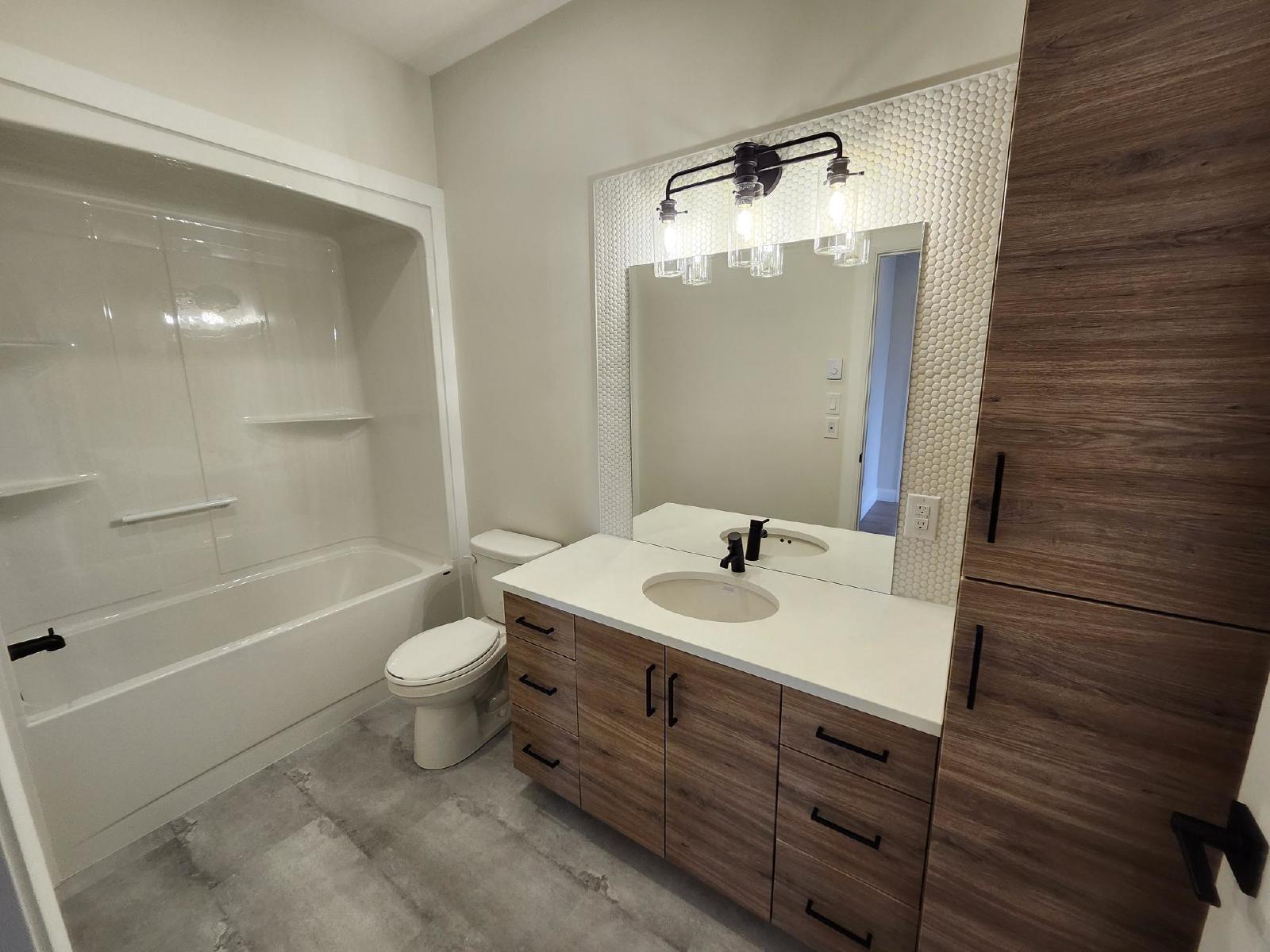 180 Hillsborough Road - 203 property image