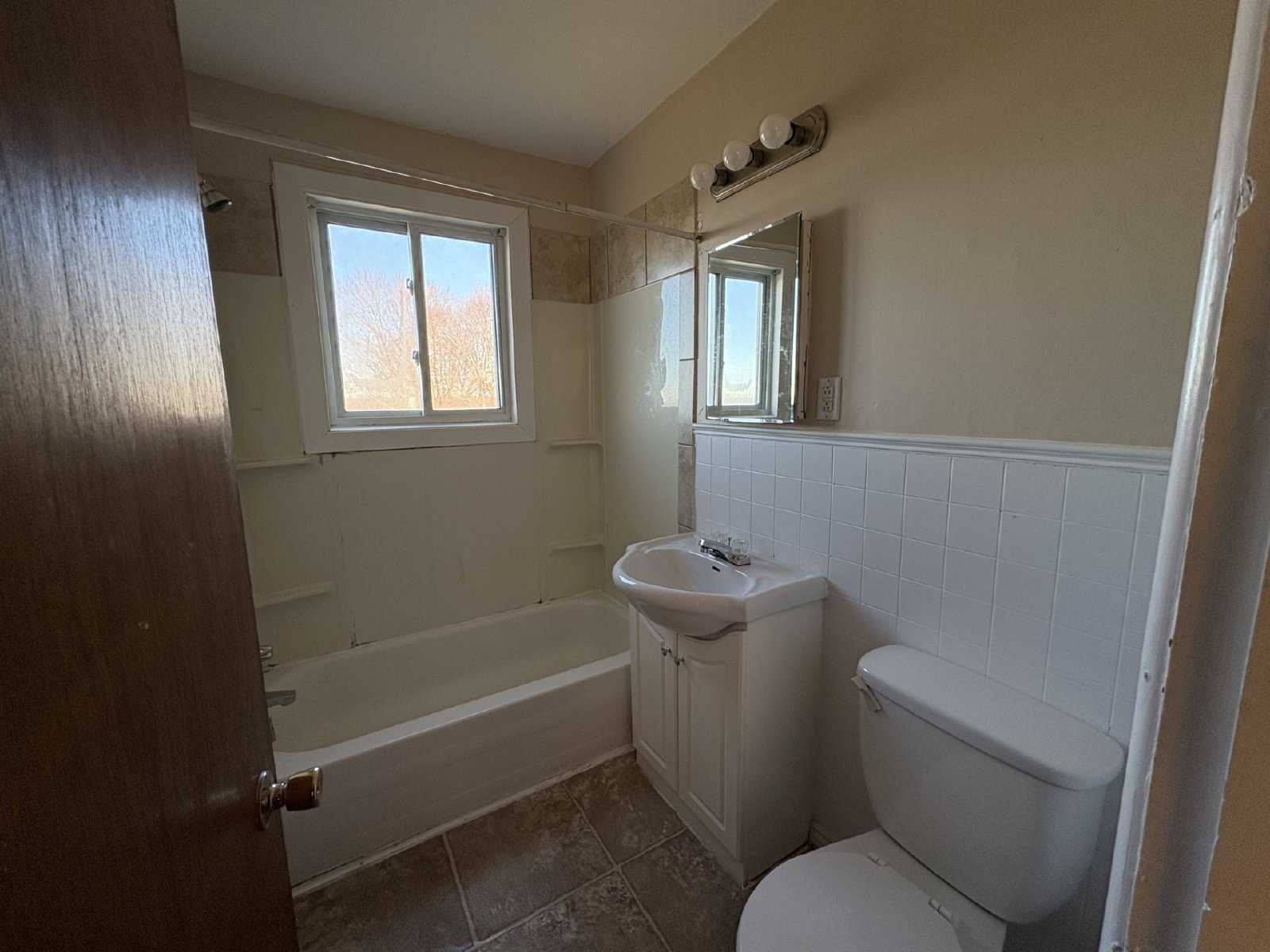 445 Covert Street - 6 property image