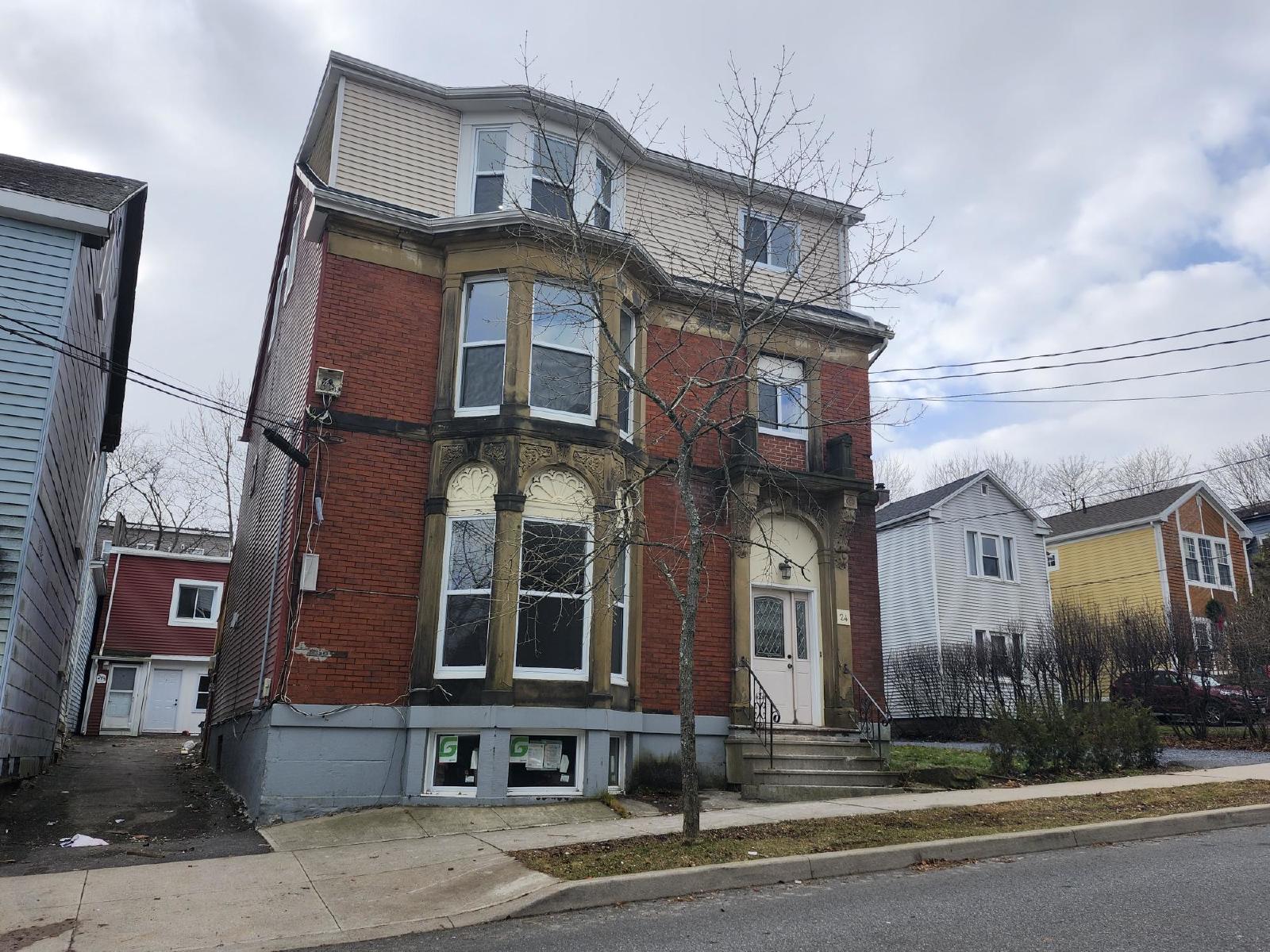 24 Paddock Street - 4 property image