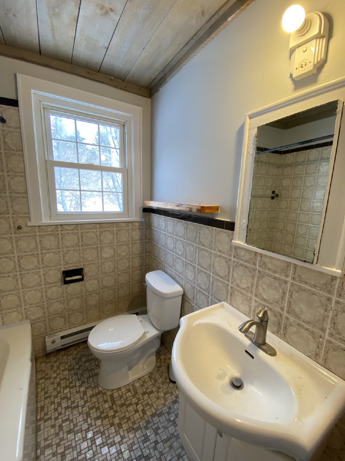 510 Stout Court - 1 property image