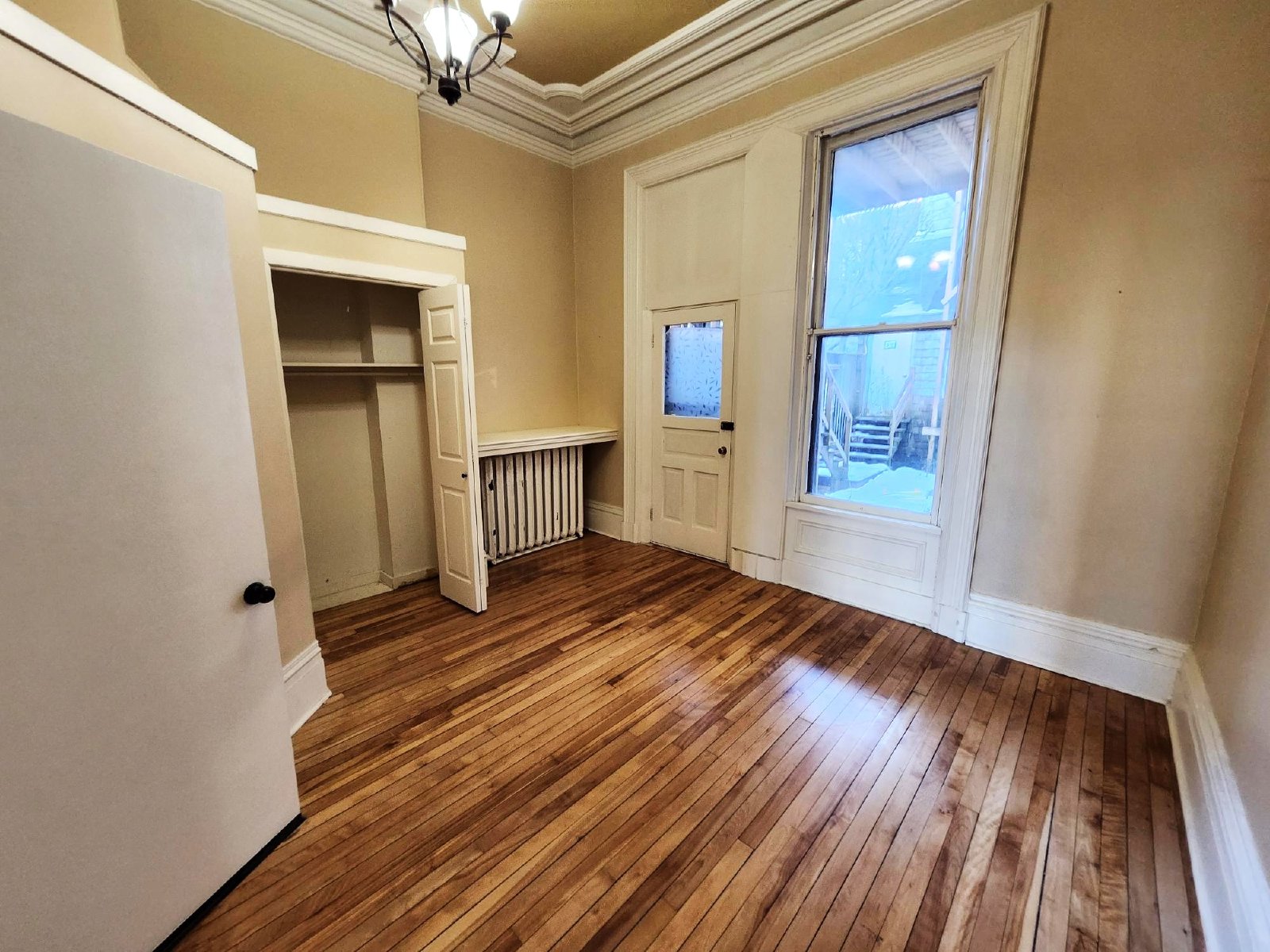 196 King Street East - 1 property image