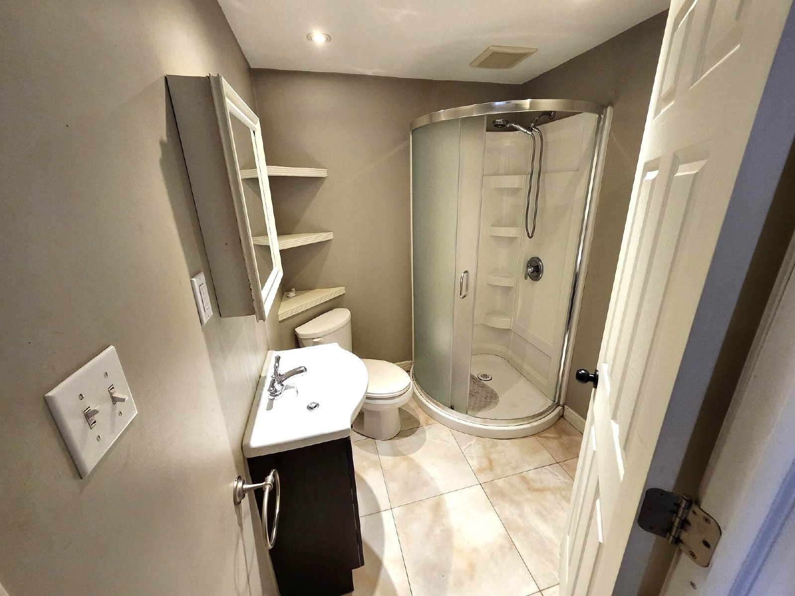 196 King Street East - 1 property image