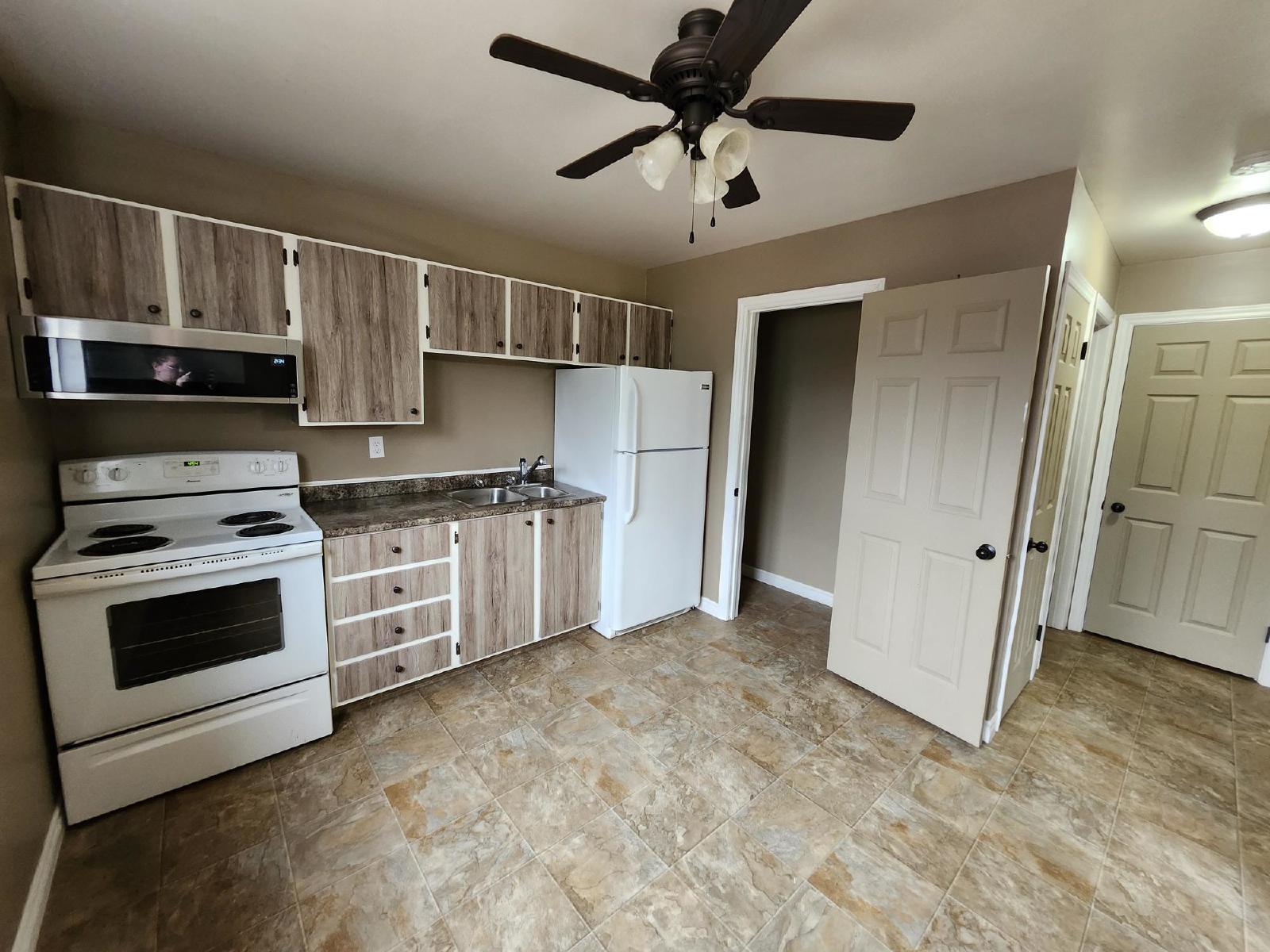 9 Green Valley Drive - 104 property image