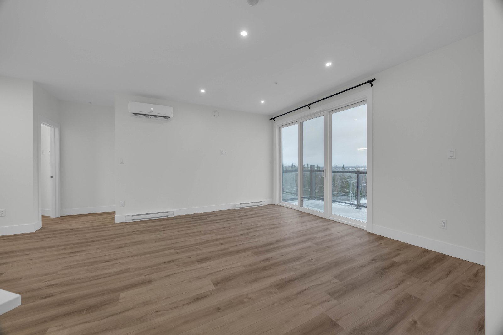 1035 Melanson Road - 607 property image