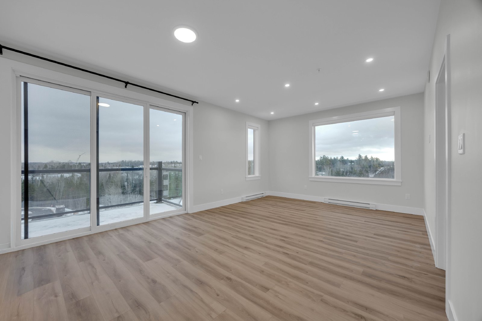 1035 Melanson Road - 617 property image