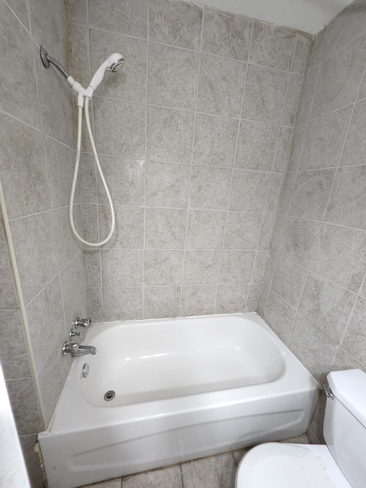 33-35 Paddock Street - 33-2 property image